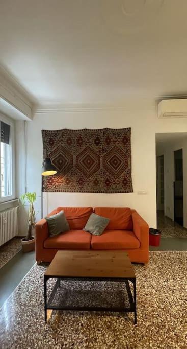 Cozy Apartment Near The Colosseum Roma Dış mekan fotoğraf