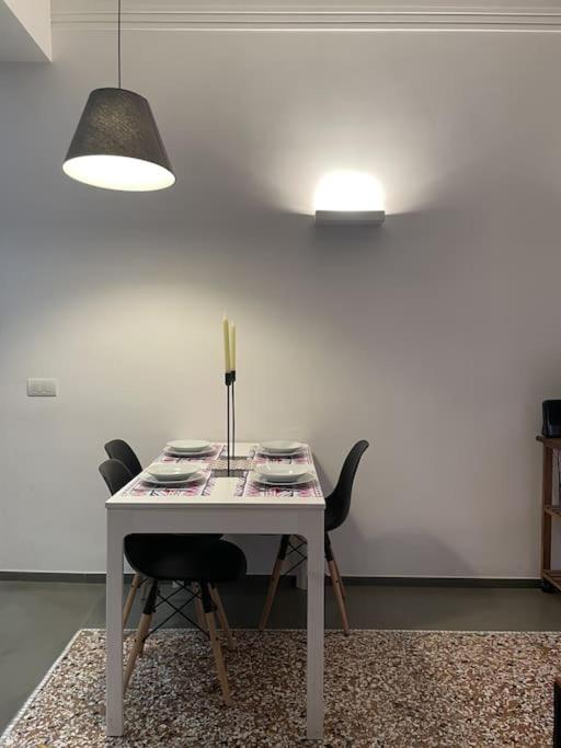 Cozy Apartment Near The Colosseum Roma Dış mekan fotoğraf